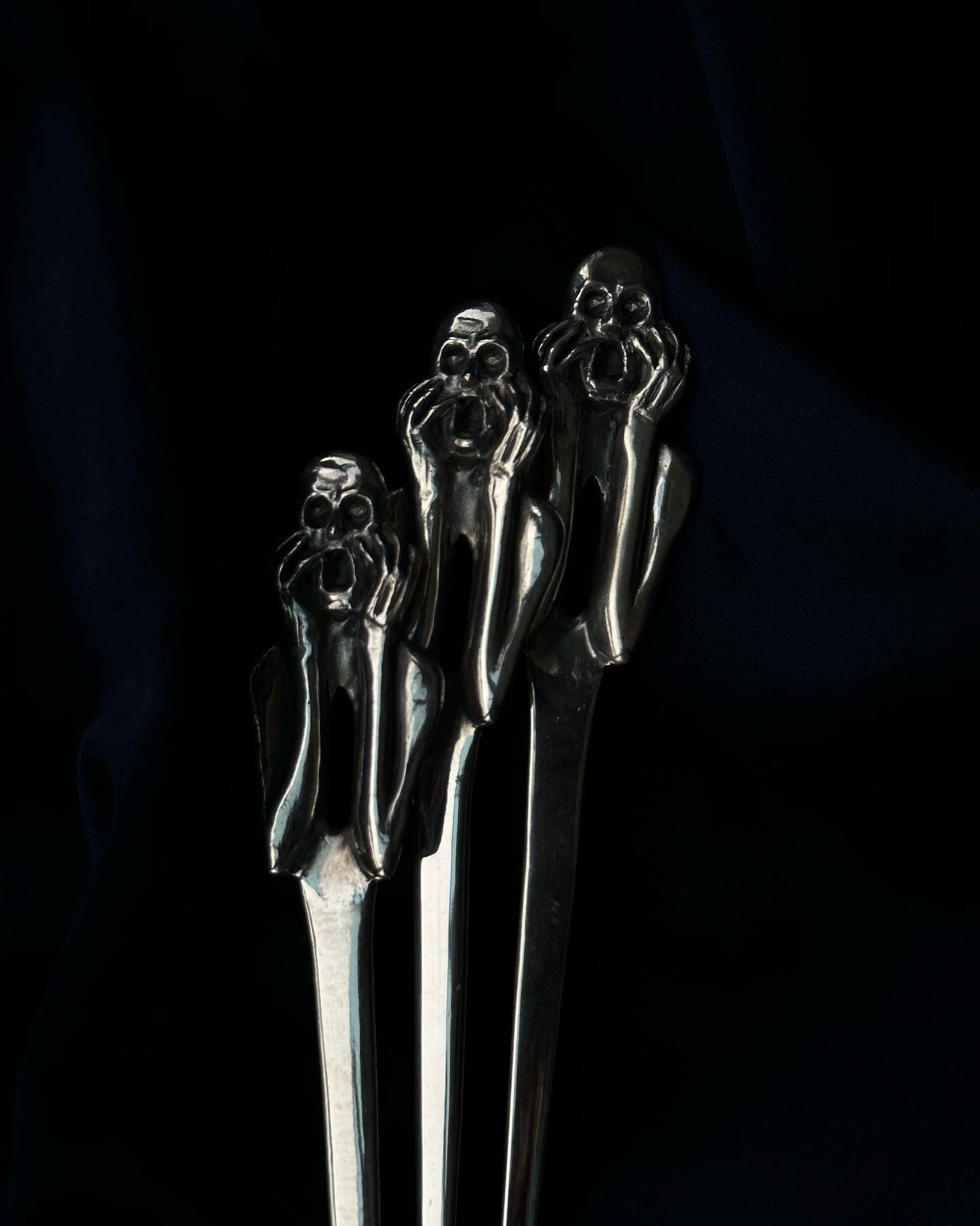 Srebrny widelec „Panika”